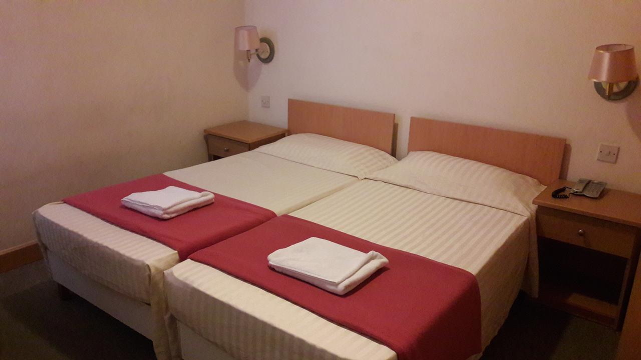 Tropicana Hotel Saint Julian's Екстер'єр фото
