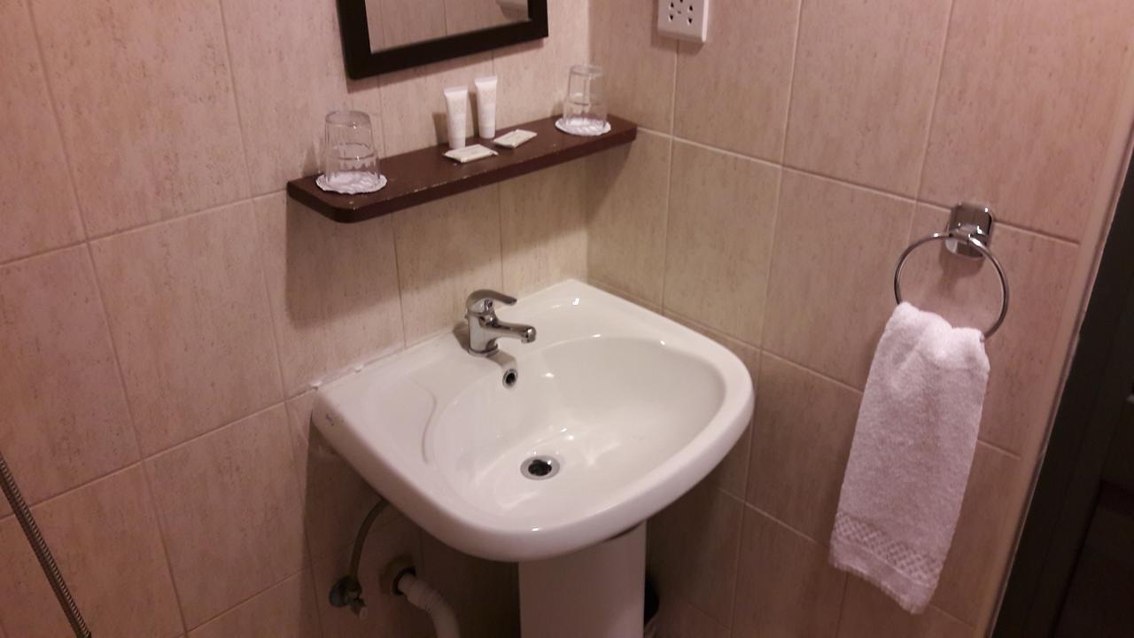 Tropicana Hotel Saint Julian's Екстер'єр фото