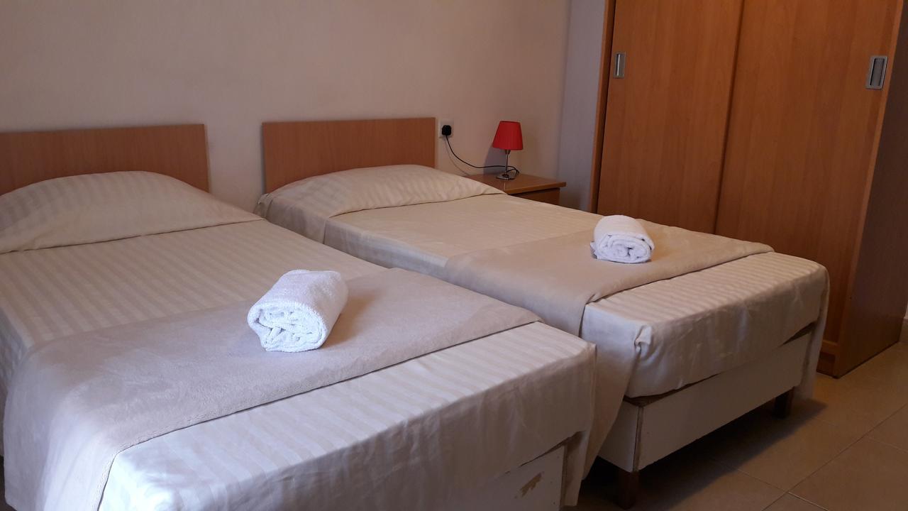 Tropicana Hotel Saint Julian's Екстер'єр фото